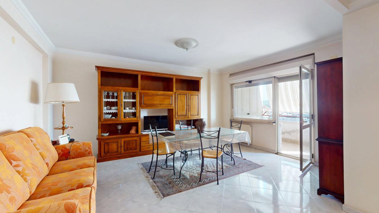 appartamento in vendita a Napoli in zona Scampia