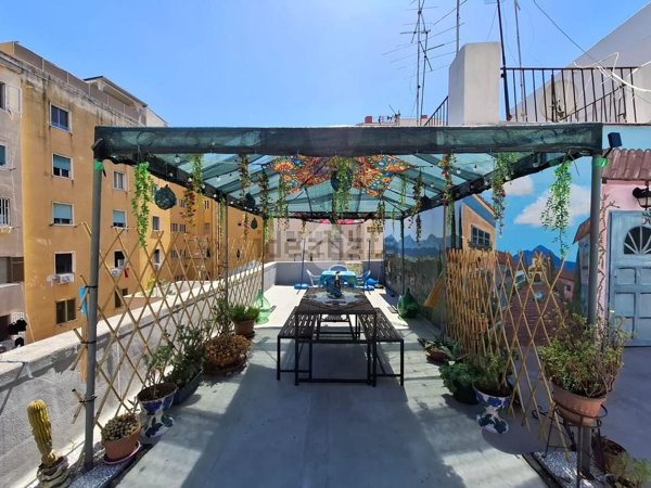 appartamento in vendita a Napoli in zona Arenella