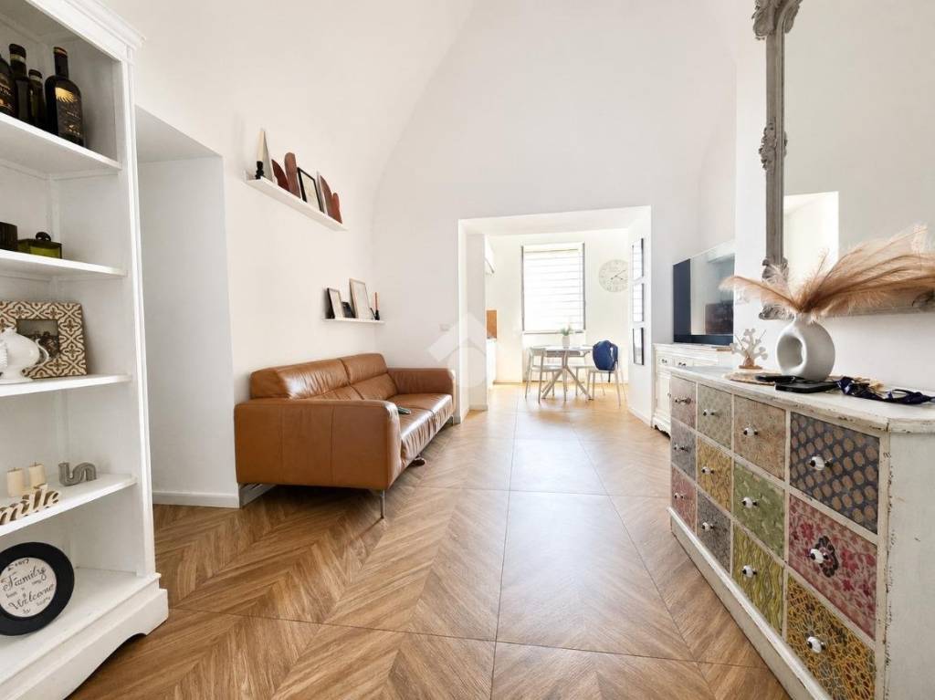 appartamento in vendita a Napoli in zona Pianura