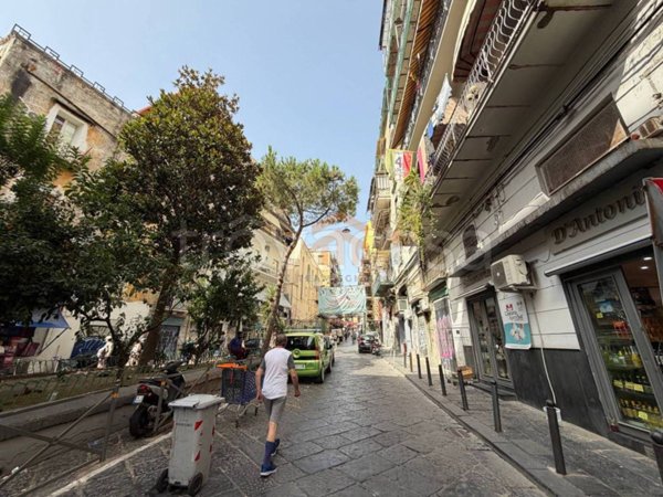 appartamento in vendita a Napoli in zona Centro Antico