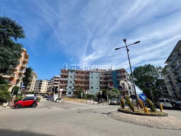 appartamento in vendita a Napoli in zona Capodimonte / Colli Aminei