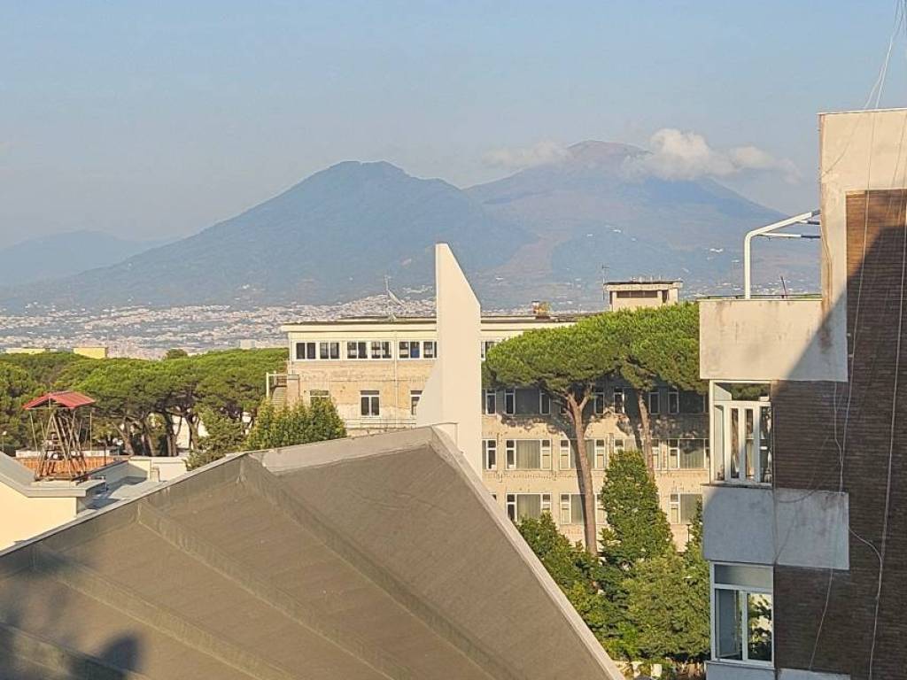 appartamento in vendita a Napoli