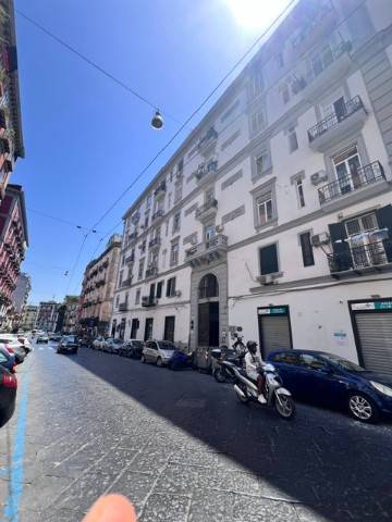appartamento in vendita a Napoli in zona San Lorenzo