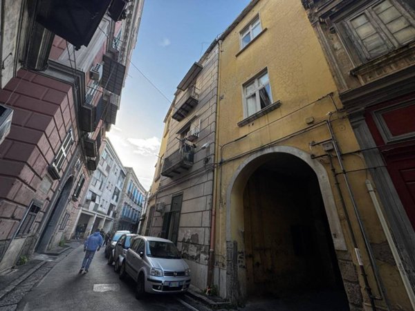 appartamento in vendita a Napoli in zona Miano