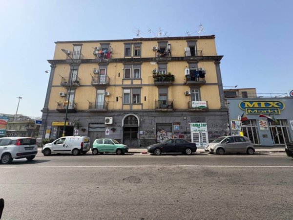 appartamento in vendita a Napoli in zona Zona Industriale-Ferrovia