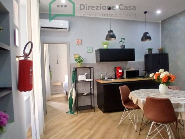appartamento in affitto a Napoli in zona San Carlo all'Arena