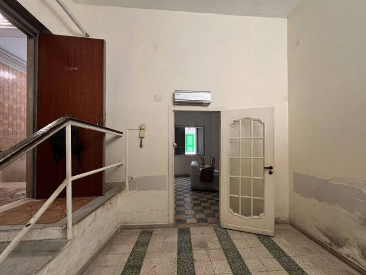 appartamento in vendita a Napoli in zona Stella
