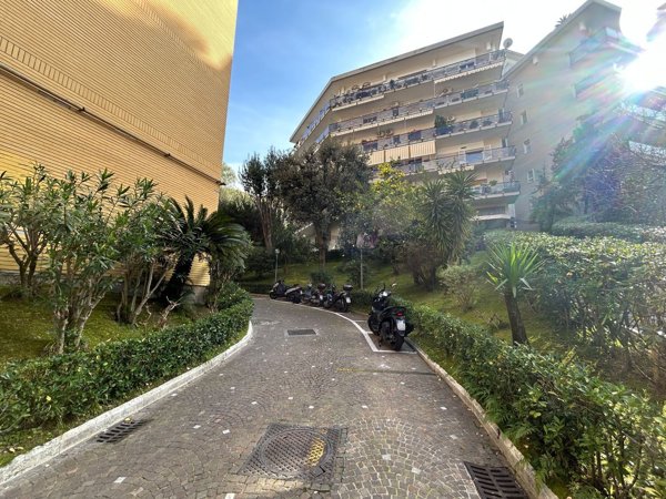 appartamento in vendita a Napoli in zona Vomero