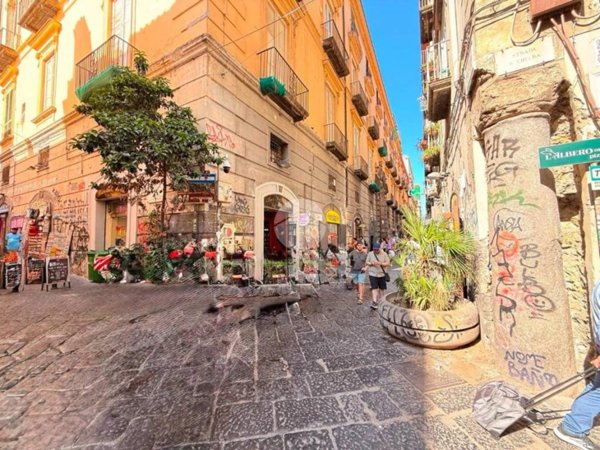 negozio in vendita a Napoli