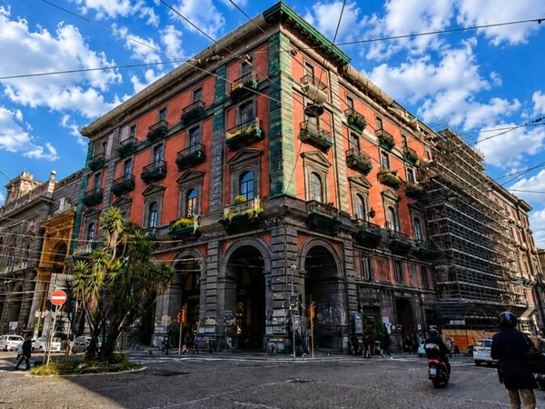 appartamento in vendita a Napoli in zona San Lorenzo