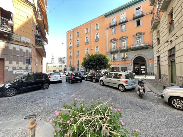 appartamento in vendita a Napoli in zona Pendino / San Giuseppe