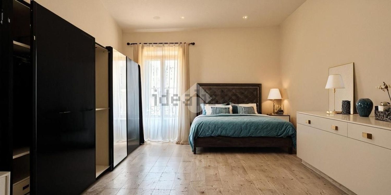 appartamento in vendita a Napoli in zona San Lorenzo