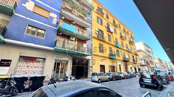 appartamento in vendita a Napoli in zona San Lorenzo