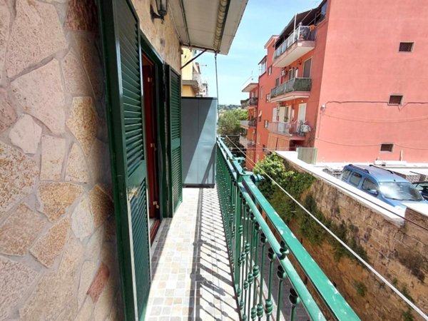 appartamento in vendita a Napoli in zona Stella