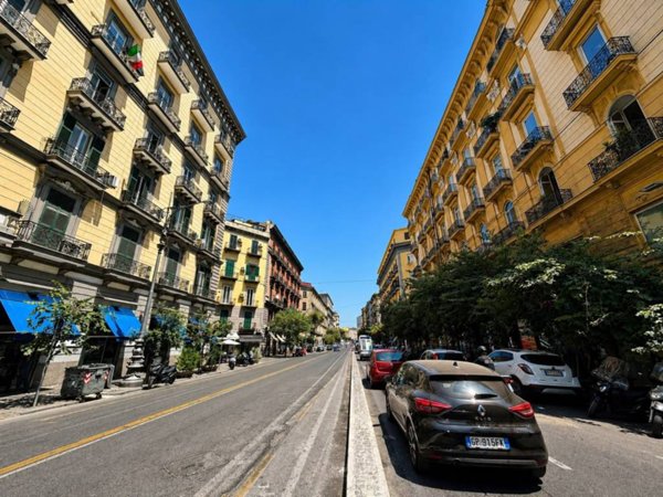 appartamento in vendita a Napoli in zona Pendino / San Giuseppe