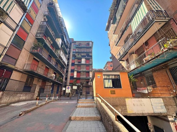 appartamento in vendita a Napoli in zona Fuorigrotta