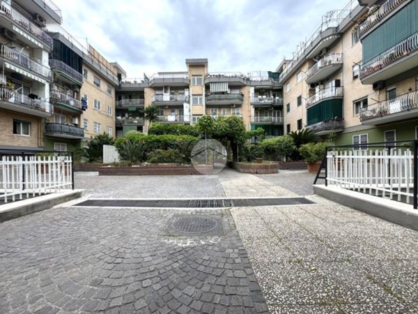appartamento in vendita a Napoli in zona Soccavo