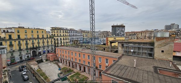 appartamento in vendita a Napoli in zona Pendino / San Giuseppe