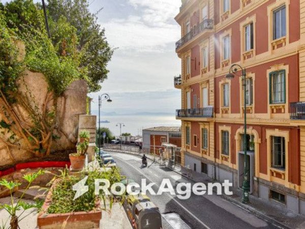 appartamento in vendita a Napoli