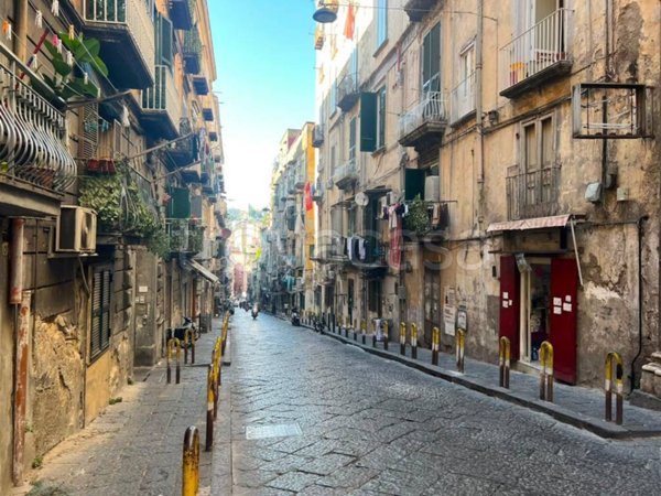 appartamento in vendita a Napoli in zona Stella