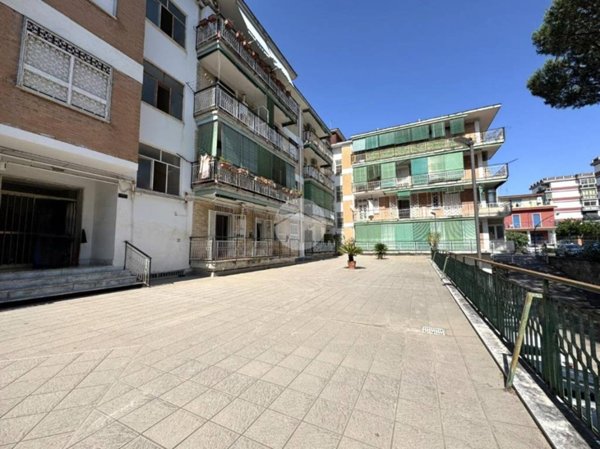 appartamento in vendita a Napoli in zona Soccavo