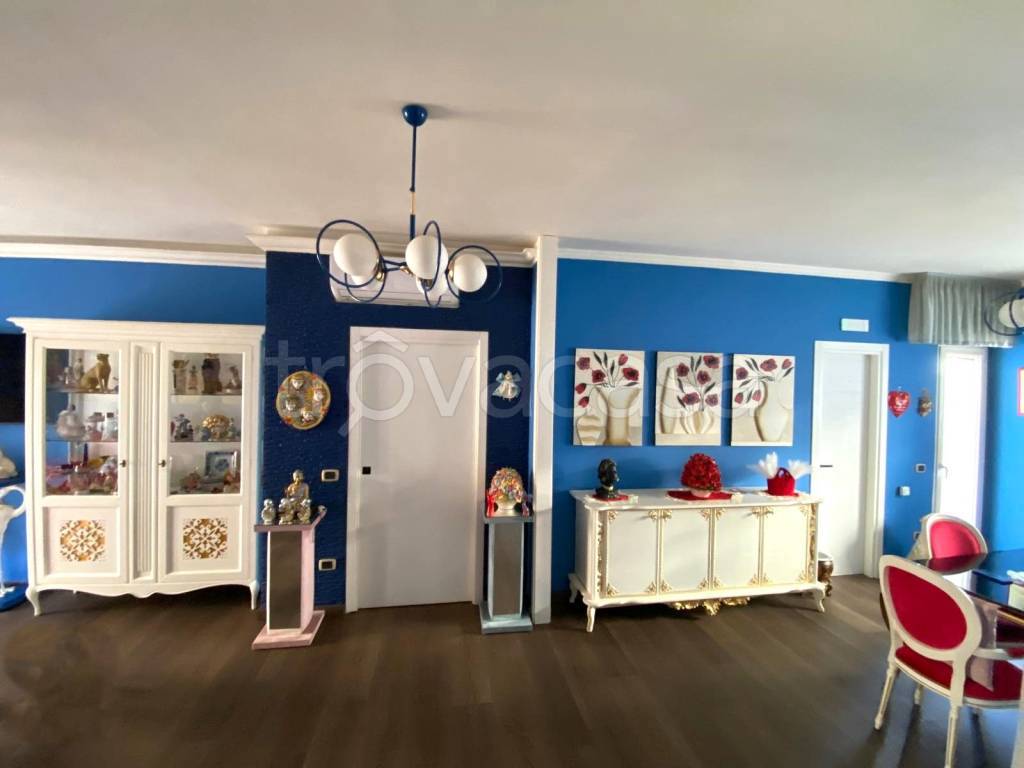 appartamento in vendita a Napoli in zona Soccavo