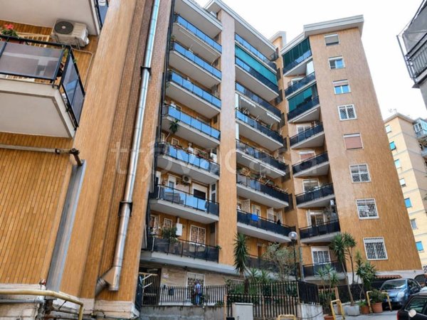 appartamento in vendita a Napoli in zona Vomero