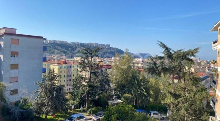 appartamento in vendita a Napoli in zona Fuorigrotta