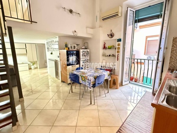 appartamento in vendita a Napoli in zona Vicaria
