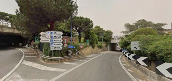 appartamento in vendita a Napoli in zona Capodimonte / Colli Aminei