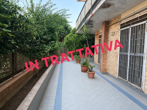 appartamento in vendita a Napoli in zona Stella
