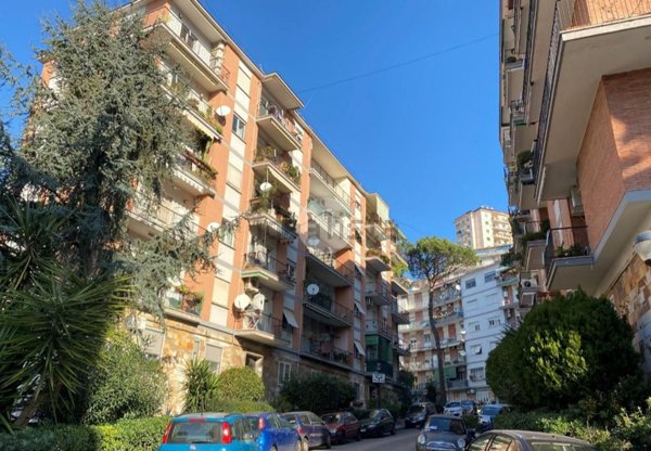appartamento in vendita a Napoli in zona Fuorigrotta