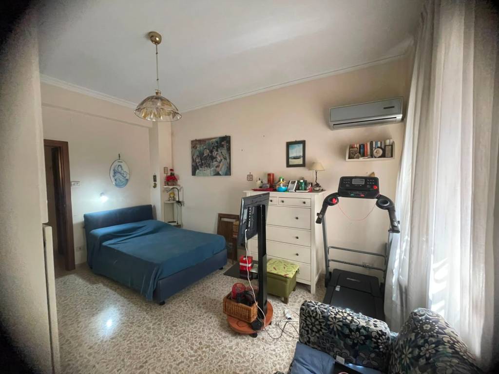 appartamento in vendita a Napoli in zona Arenella