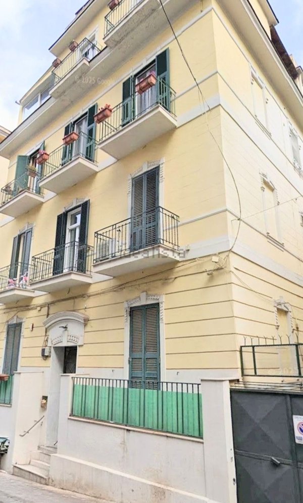 appartamento in vendita a Napoli in zona Vomero