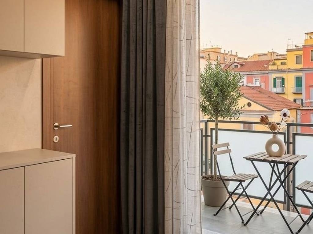 appartamento in vendita a Napoli in zona Pendino / San Giuseppe