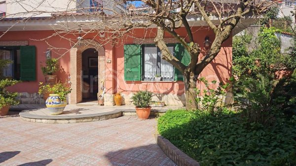 appartamento in vendita a Napoli in zona Camaldoli
