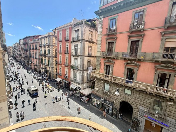 appartamento in vendita a Napoli in zona Montecalvario