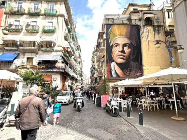 appartamento in vendita a Napoli