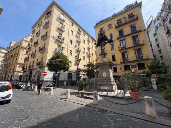 appartamento in vendita a Napoli in zona Centro Antico