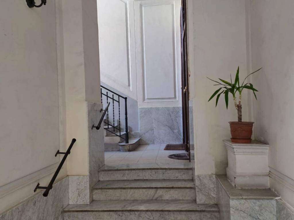 appartamento in vendita a Napoli in zona Vomero