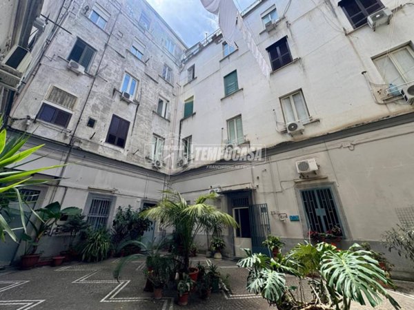 appartamento in vendita a Napoli in zona Pendino / San Giuseppe