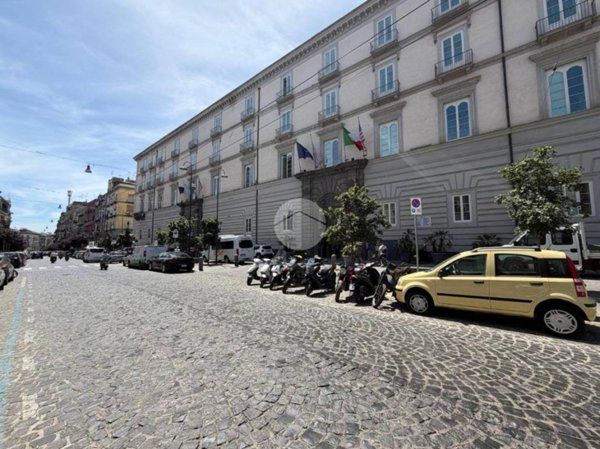 appartamento in vendita a Napoli in zona San Lorenzo