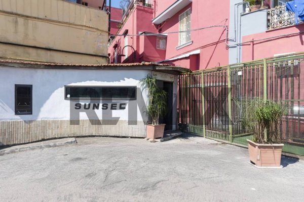 casa indipendente in vendita a Napoli