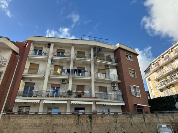 appartamento in vendita a Napoli in zona Posillipo