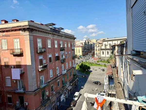 appartamento in vendita a Napoli in zona Centro Antico
