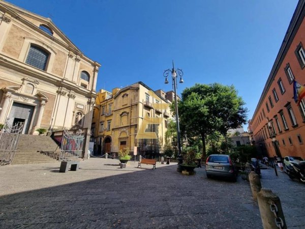 appartamento in vendita a Napoli in zona Pendino / San Giuseppe