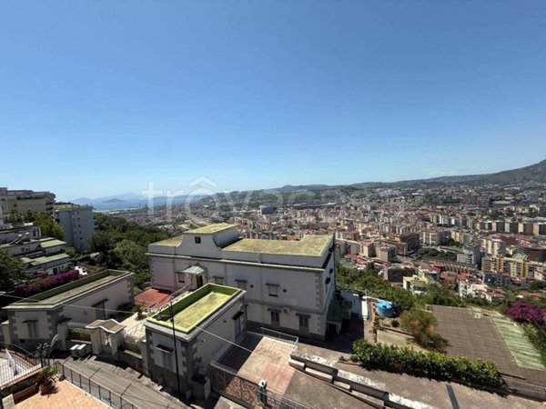 appartamento in vendita a Napoli in zona Posillipo