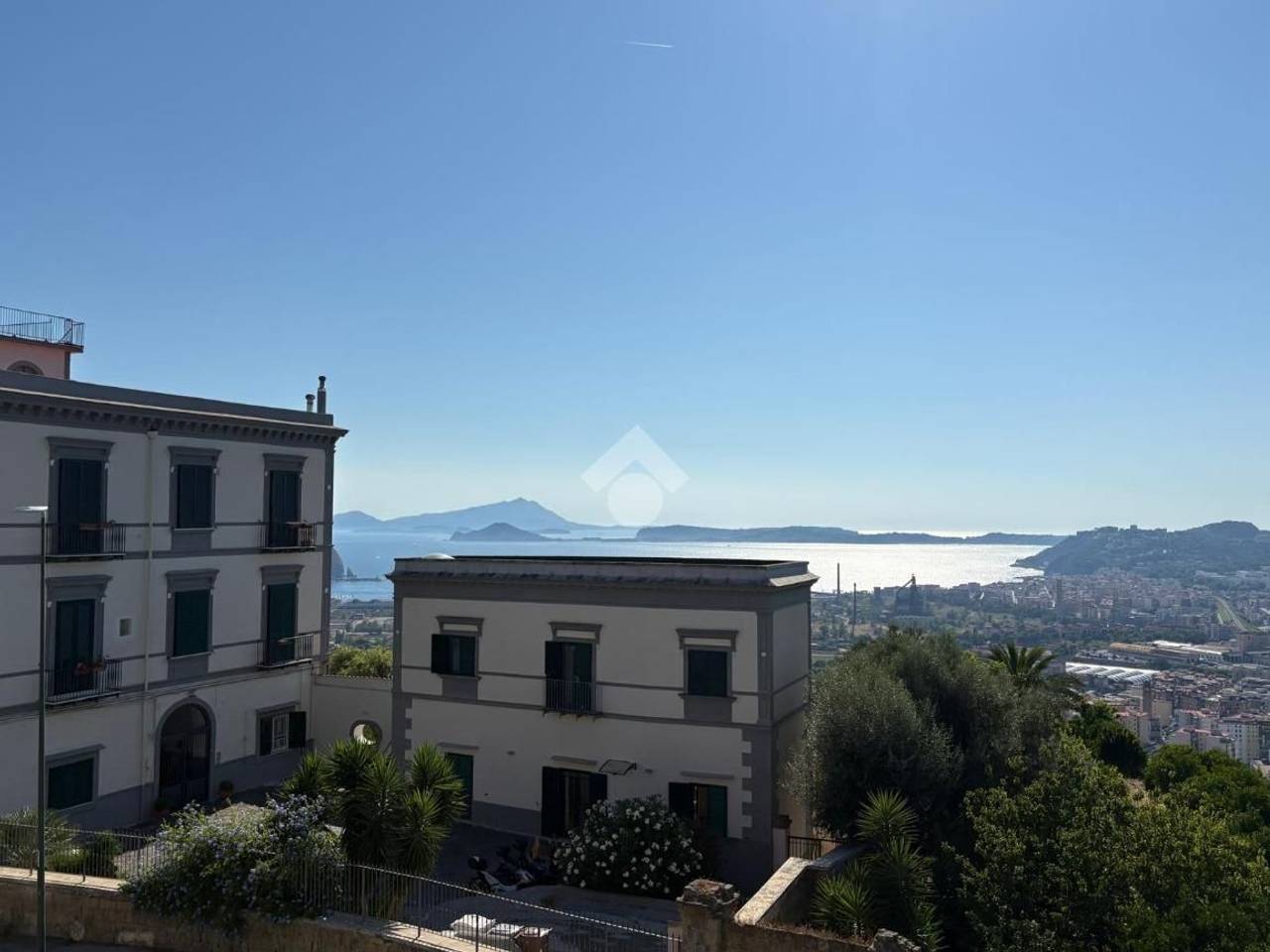 appartamento in vendita a Napoli in zona Posillipo