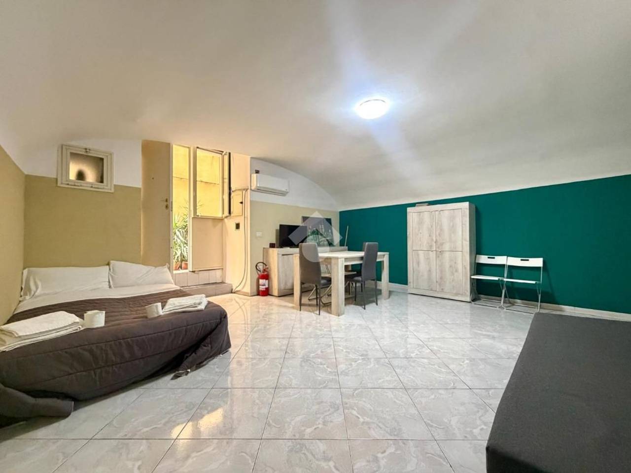 appartamento in vendita a Napoli in zona Montecalvario