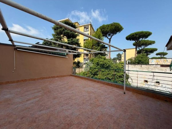appartamento in vendita a Napoli in zona Capodimonte / Colli Aminei